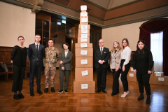 20230215 Rīga. Latvija. Valsts prezidents Egils Levits. Valsts prezidents Egils Levits piedalās jauniešu debašu cikla “#Satversmei100: vērtības nākotnei” noslēguma pasākumā. Piedalās: Sarmīte Ēlerte, Valsts prezidenta padomnieku biroja vadītāja, Valsts prezidenta padomniece kultūrpolitikas jautājumos. Foto / Ilmars Znotins