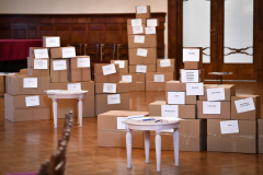 20230215 Rīga. Latvija. Valsts prezidents Egils Levits. Valsts prezidents Egils Levits piedalās jauniešu debašu cikla “#Satversmei100: vērtības nākotnei” noslēguma pasākumā. Piedalās: Sarmīte Ēlerte, Valsts prezidenta padomnieku biroja vadītāja, Valsts prezidenta padomniece kultūrpolitikas jautājumos. Foto / Ilmars Znotins